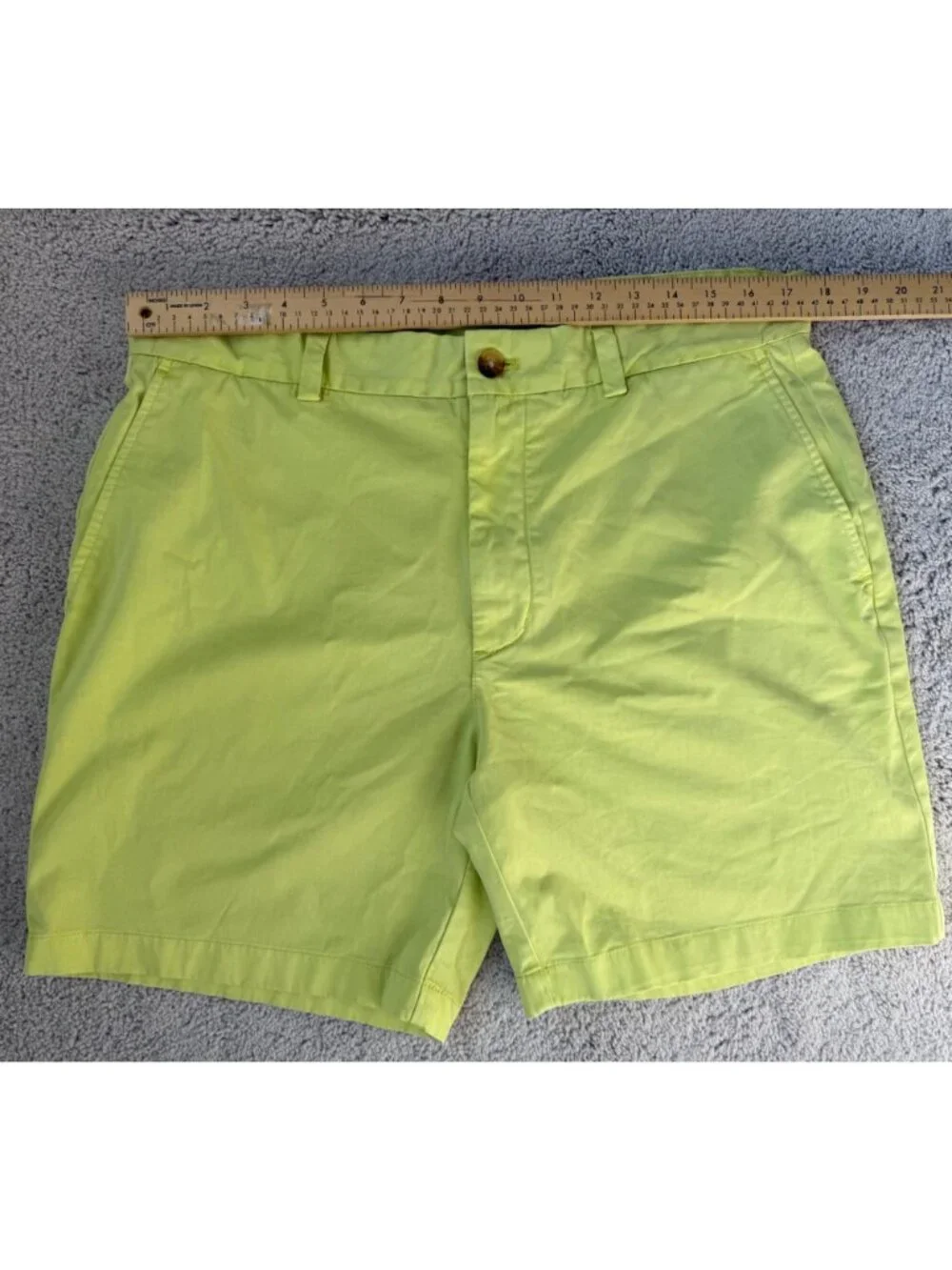 Vineyard Vines Shorts Mens Size 35 Breaker Short Lime Yellow Cotton Stretch